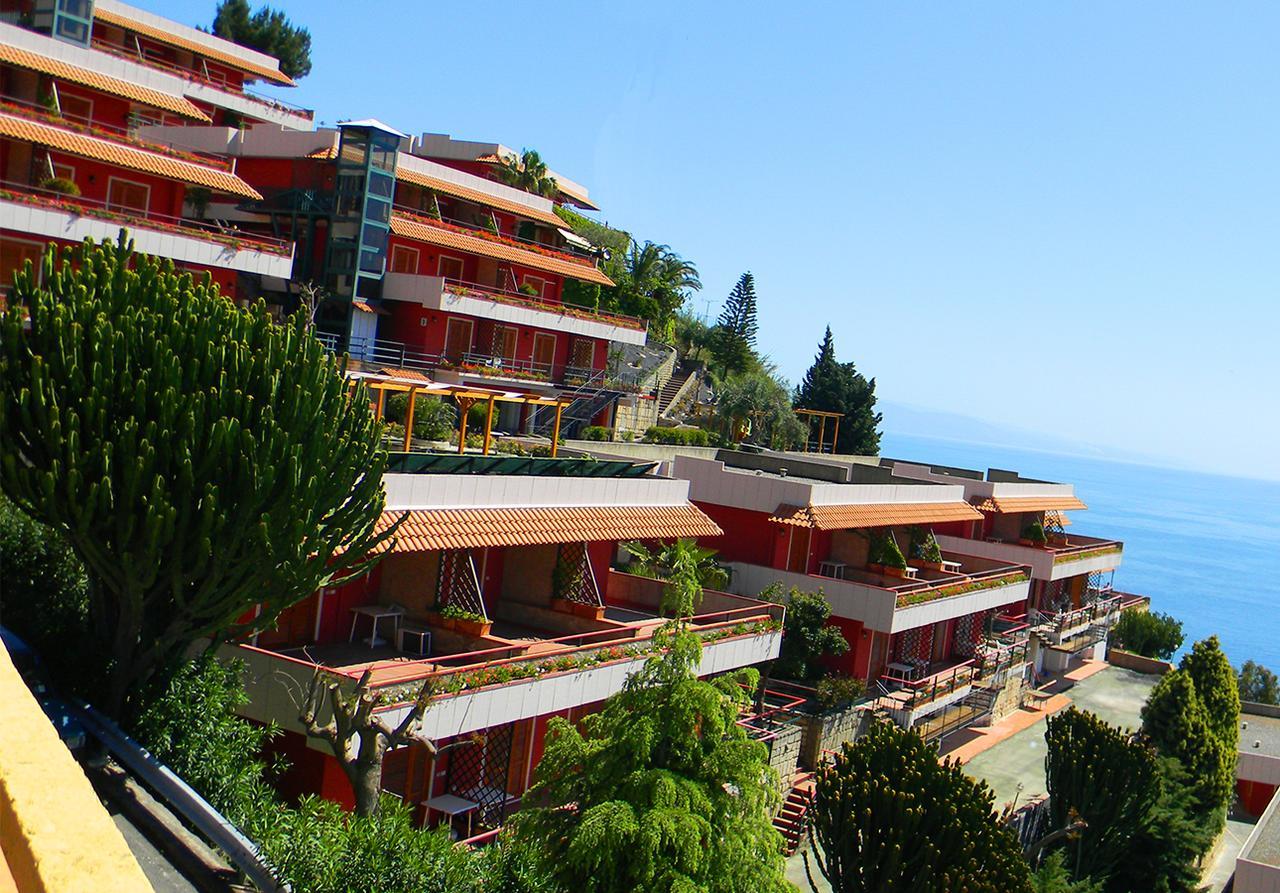 Residence Letojanni Taormina Eksteriør billede